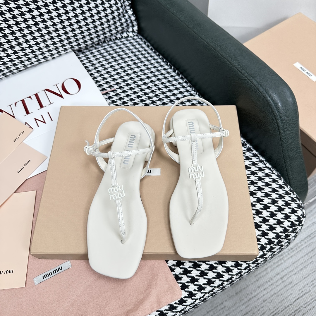 miumiu 23ss 샌들